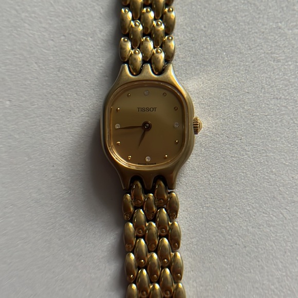Tissot Swiss Made Matte Gold Tone Ladies Watch - Picture 9 of 14